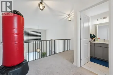 972 Stonecliffe Walk Kitchener ON N2P 0K5