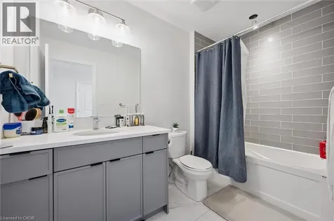 972 Stonecliffe Walk Kitchener ON N2P 0K5
