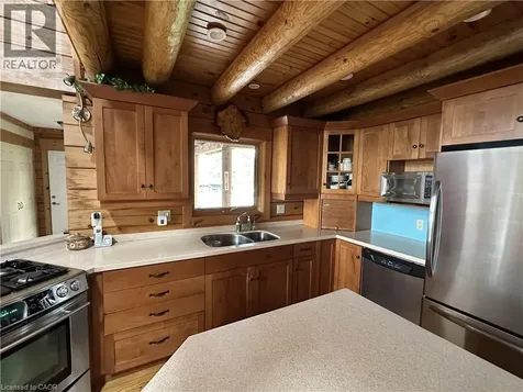 27 Brant Avenue Port Dover ON N0A 1N7