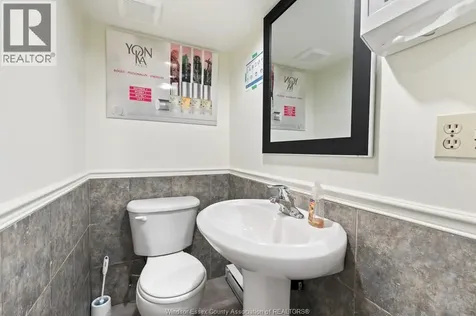 1580 Ouellette Windsor ON N8X 1K7