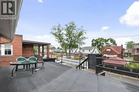 1580 Ouellette Windsor ON N8X 1K7
