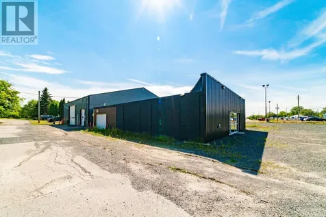 1095 Railway Street Kenora ON P9N 0B2