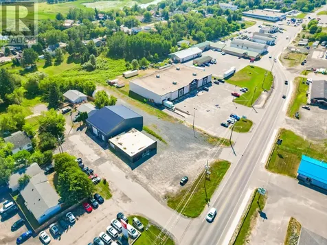 1095 Railway Street Kenora ON P9N 0B2