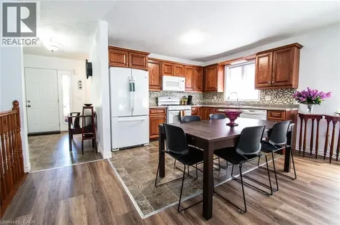 108 Forest Street East Dunnville ON N1A 1N8