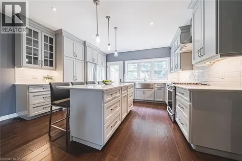25 Orchard Hill Hamilton ON L8P 2V6