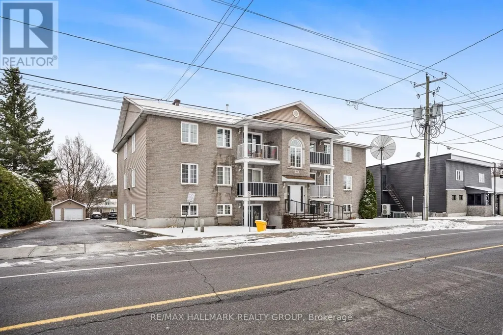 1005 Laurier Street Clarence-rockland ON K4K 1T7