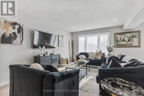 93 Benjamin Parkway St. Thomas ON N5R 0M4