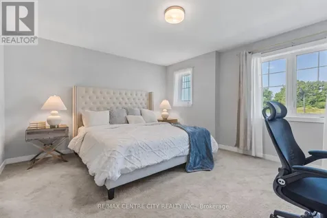 93 Benjamin Parkway St. Thomas ON N5R 0M4