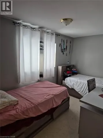 76 Brybeck Crescent Kitchener ON N2M 2C6
