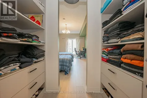54 Koda Street Barrie ON L9J 0J6