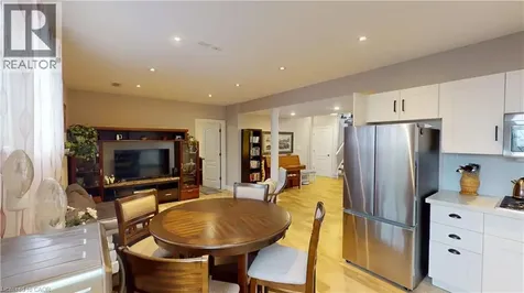 42 Jane Street Smithville ON L0R 2A0