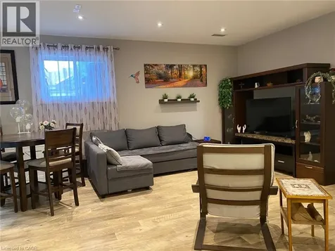 42 Jane Street Smithville ON L0R 2A0