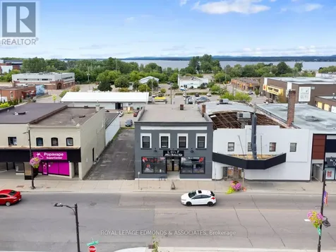 201 Pembroke Street West Pembroke ON K8A 5N1