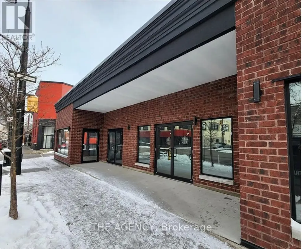 130 Christina Street North Sarnia ON N7T 5T6