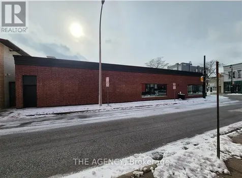 130 Christina Street North Sarnia ON N7T 5T6