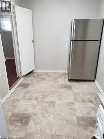 205 Kenilworth Avenue North Hamilton ON L8H 4S3