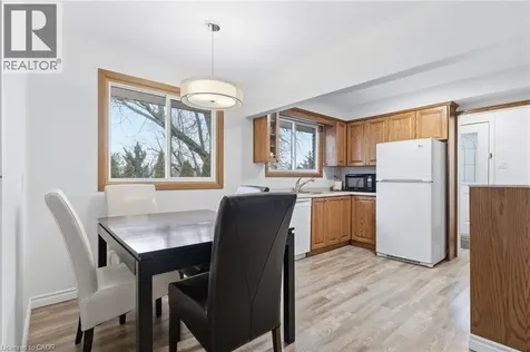 27 Blenheim Drive Stoney Creek ON L8E 1W1