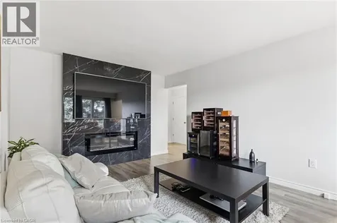27 Blenheim Drive Stoney Creek ON L8E 1W1