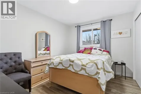 27 Blenheim Drive Stoney Creek ON L8E 1W1