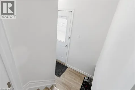27 Blenheim Drive Stoney Creek ON L8E 1W1