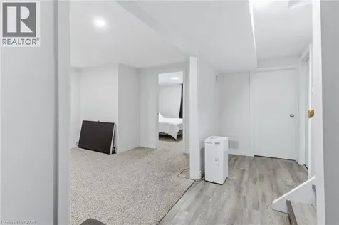 27 Blenheim Drive Stoney Creek ON L8E 1W1