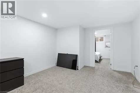 27 Blenheim Drive Stoney Creek ON L8E 1W1