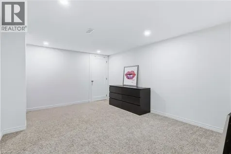 27 Blenheim Drive Stoney Creek ON L8E 1W1