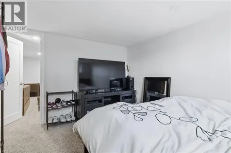 27 Blenheim Drive Stoney Creek ON L8E 1W1