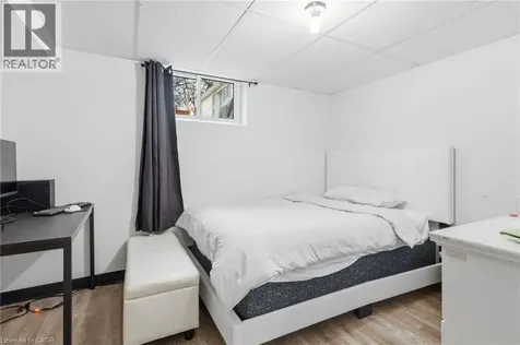 27 Blenheim Drive Stoney Creek ON L8E 1W1