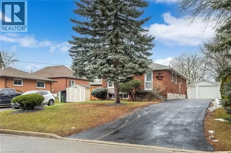 27 Blenheim Drive Stoney Creek ON L8E 1W1