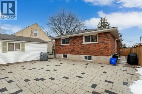 27 Blenheim Drive Stoney Creek ON L8E 1W1
