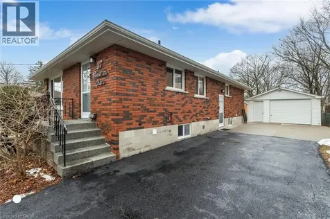 27 Blenheim Drive Stoney Creek ON L8E 1W1