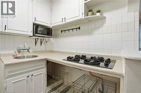 60 Robinson Street Hamilton ON L8P 1Y9