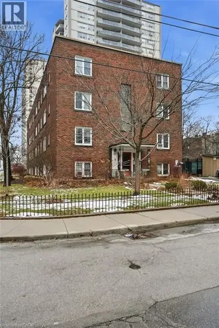 60 Robinson Street Hamilton ON L8P 1Y9