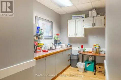 1024 2nd Avenue East Owen Sound ON N4K 2H7