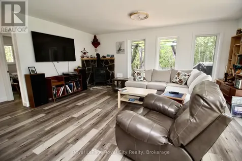 134 Maple Golf Crescent Northern Bruce Peninsula ON N0H 2R0