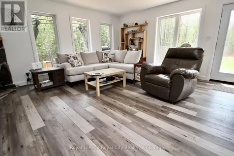 134 Maple Golf Crescent Northern Bruce Peninsula ON N0H 2R0