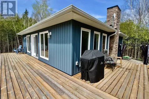 134 Maple Golf Crescent Northern Bruce Peninsula ON N0H 2R0