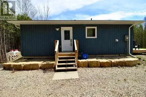 134 Maple Golf Crescent Northern Bruce Peninsula ON N0H 2R0