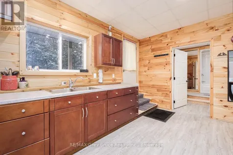 13 & 17 Zorra Drive Northern Bruce Peninsula ON N0H 2R0