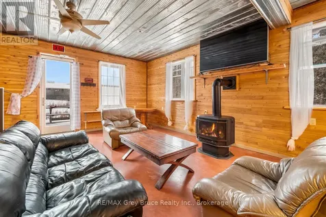 13 & 17 Zorra Drive Northern Bruce Peninsula ON N0H 2R0