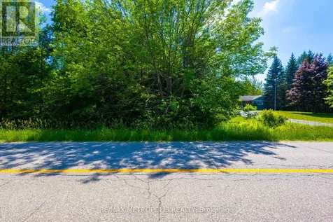 8232 Concession Road 12 Mapleton ON N0G 2K0