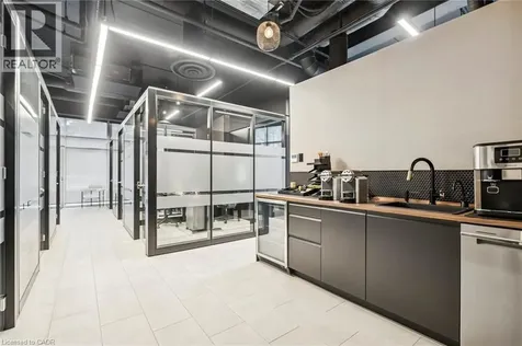 1670 North Service Road East Oakville ON L6H 7G3