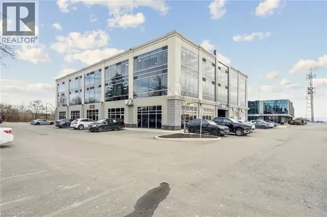 1670 North Service Road East Oakville ON L6H 7G3