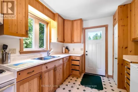 159 Zorra Drive Northern Bruce Peninsula ON N0H 2R0