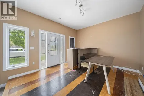 169 Christina Street South Sarnia ON N7T 2M9