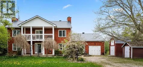 3 Sydenham Trail East Clearview ON L0M 1H0