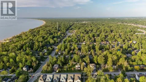 11 62nd Street South Wasaga Beach ON L9Z 1V5