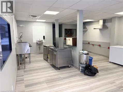 354 King Street North Waterloo ON N2J 2Z1
