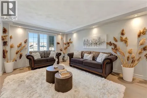 1 Bowen Lane Brantford ON N3T 6G3